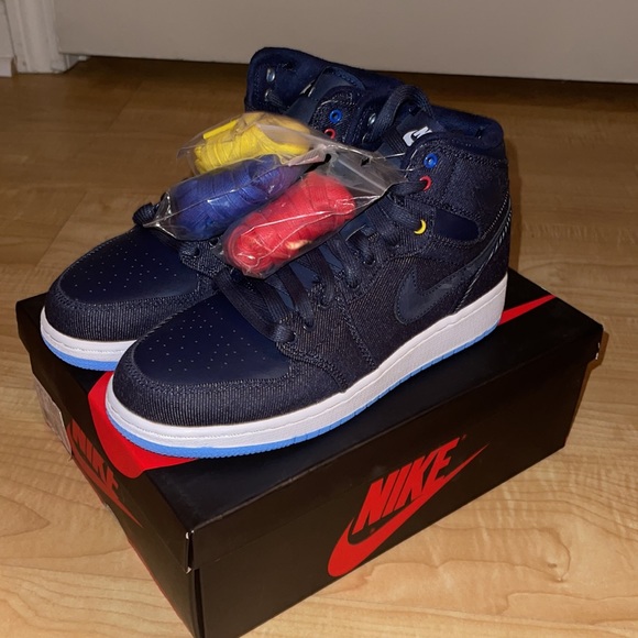 Air Jordan Denim 1 Retro High BG Size 5 - Picture 4 of 9